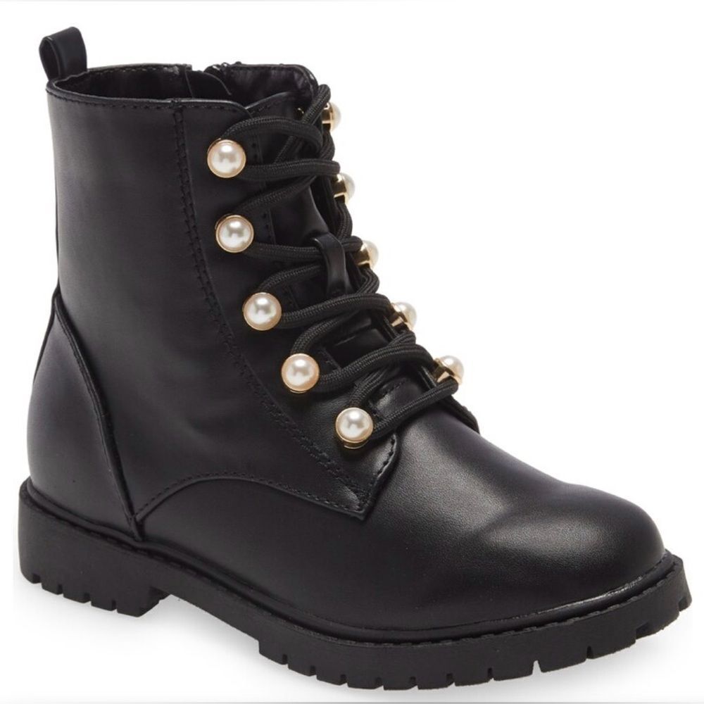 NWT Nordstrom Camille Pearl Lug Ankle Combat Boot Black Size Youth 3